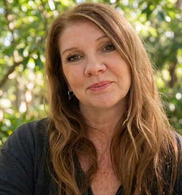Linda Thomson, Marriage, Relationship & Couples Counsellor